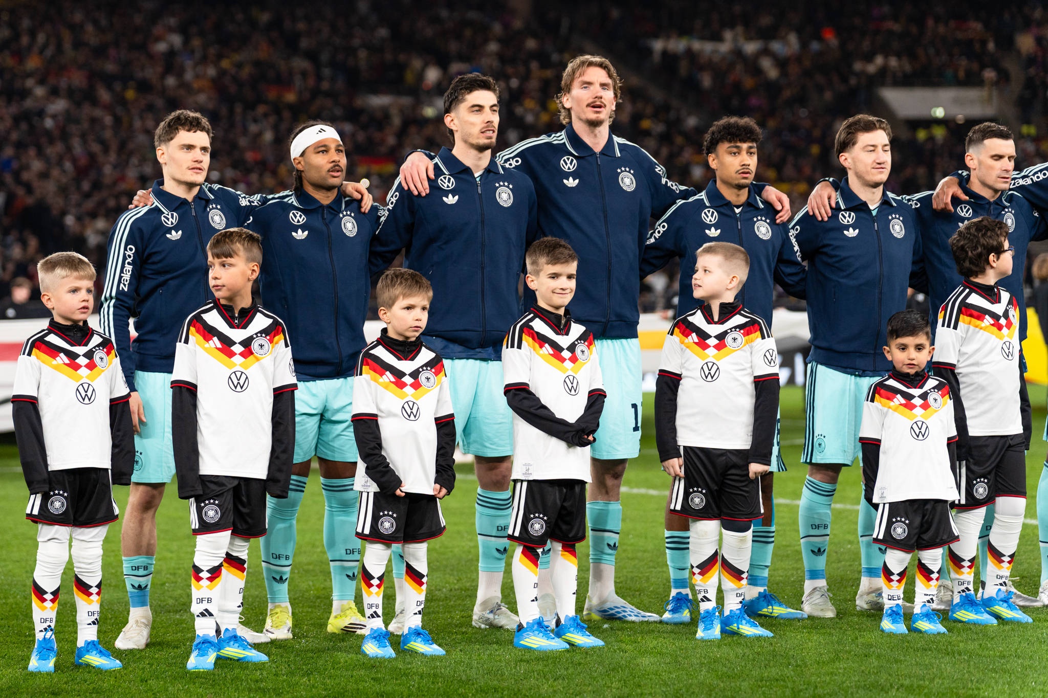 足球比分-萨默尔：身体状况和球队势头对世界杯夺冠非常重要